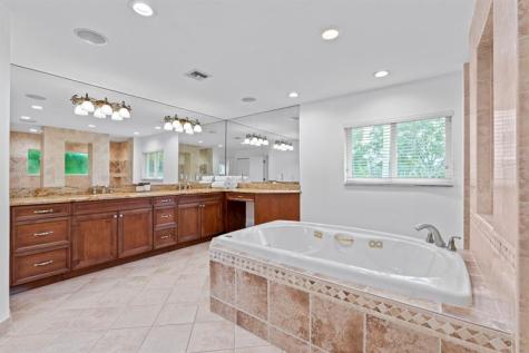 7447 NW 82nd Terrace Parkland FL 33067