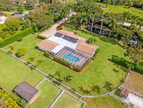 7447 NW 82nd Terrace Parkland FL 33067