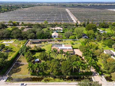 7447 NW 82nd Terrace Parkland FL 33067