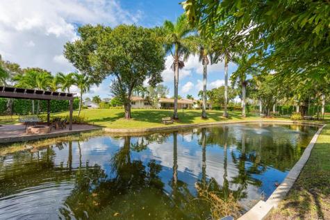 7447 NW 82nd Terrace Parkland FL 33067