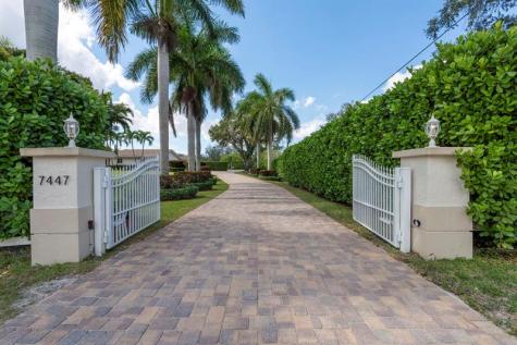 7447 NW 82nd Terrace Parkland FL 33067