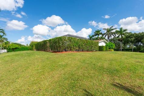 7447 NW 82nd Terrace Parkland FL 33067