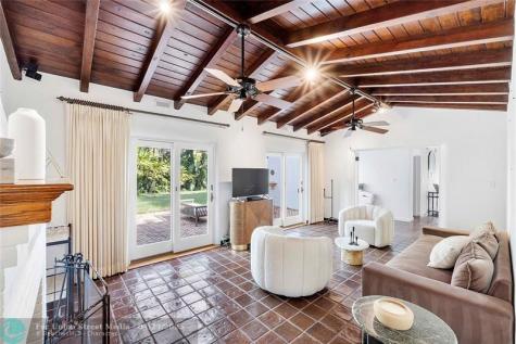 1615 SE 4th Street Fort Lauderdale FL 33301