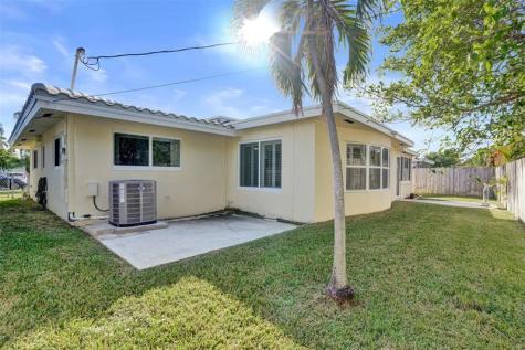 2241 NE 61st Court Fort Lauderdale FL 33308