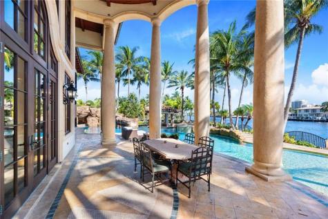2900 NE 37th Street Fort Lauderdale FL 33308