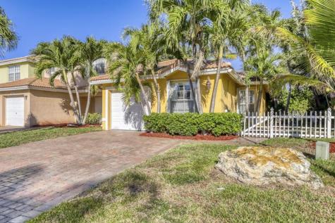 3339 Blue Fin Drive West Palm Beach FL 33411