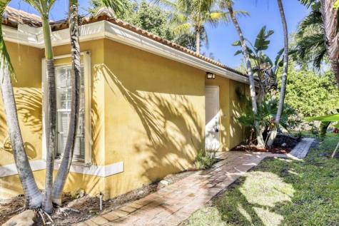 3339 Blue Fin Drive West Palm Beach FL 33411