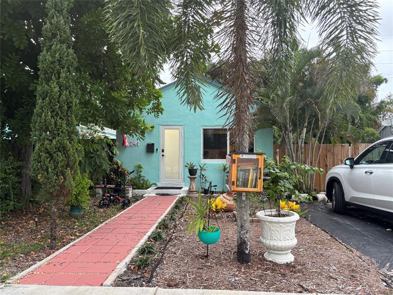 Hollywood FL 33020