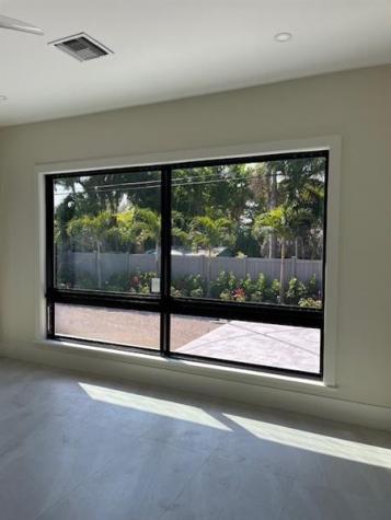 1523 NE 17th Way Fort Lauderdale FL 33304