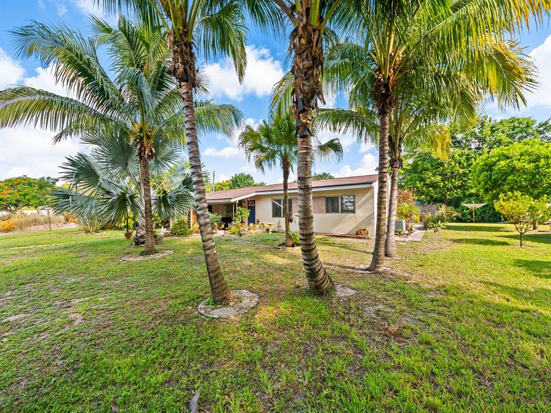 2341 SW 15th Street Fort Lauderdale FL 33312
