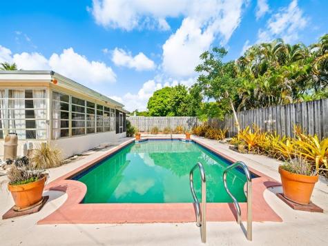 2341 SW 15th Street Fort Lauderdale FL 33312