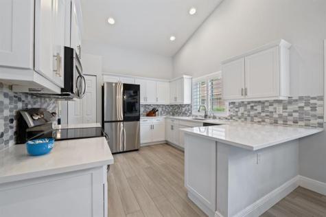 732 Crescent Way Weston FL 33326