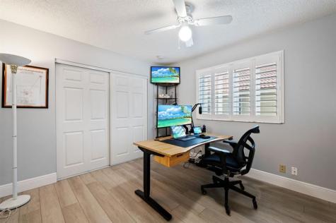 732 Crescent Way Weston FL 33326