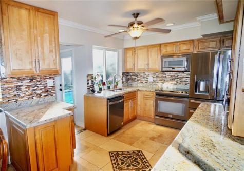 1240 SW 4th Avenue Pompano Beach FL 33060