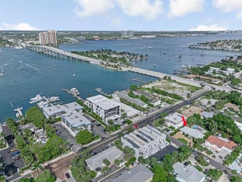1122 Beach Road Singer Island FL 33404