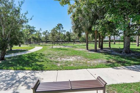 617 NE 38th Street Oakland Park FL 33334