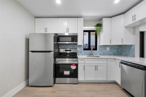 617 NE 38th Street Oakland Park FL 33334