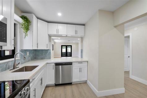 617 NE 38th Street Oakland Park FL 33334