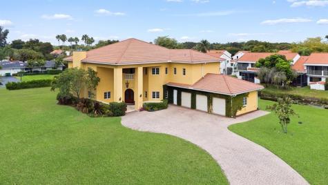 11621 SW 1st Street Plantation FL 33325