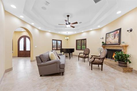 11621 SW 1st Street Plantation FL 33325