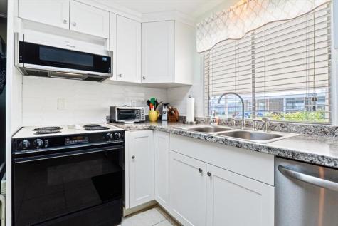 5389 NW 3rd Avenue Deerfield Beach FL 33064