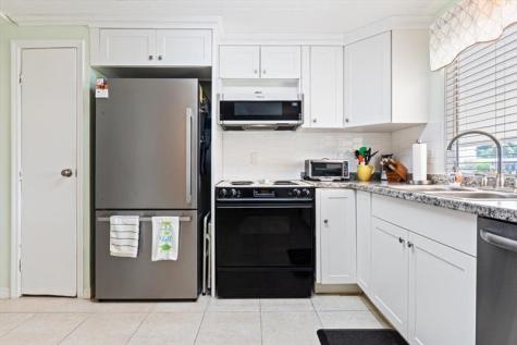 5389 NW 3rd Avenue Deerfield Beach FL 33064