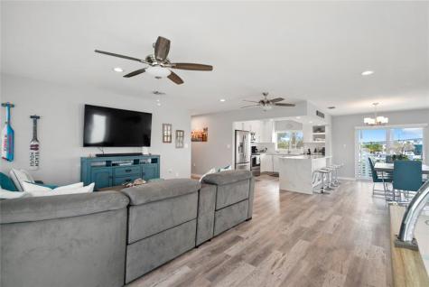 102 Harbor Drive Tavernier FL 33070