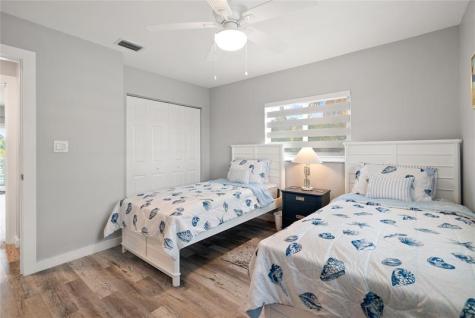 102 Harbor Drive Tavernier FL 33070