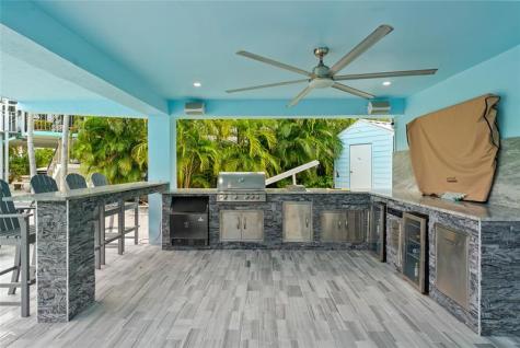 102 Harbor Drive Tavernier FL 33070
