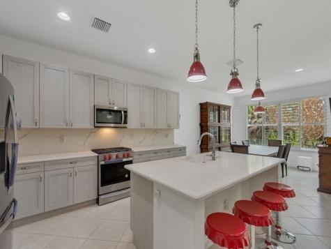 8330 Summer Lake Drive Vero Beach FL 32967