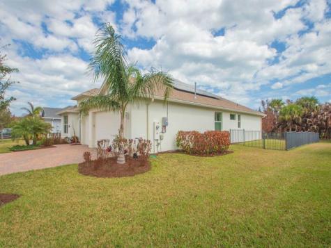 8330 Summer Lake Drive Vero Beach FL 32967