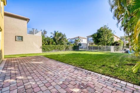 9936 Woodworth Court Wellington FL 33414