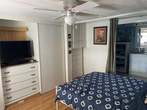 1865 SW 87th Terrace Davie FL 33324