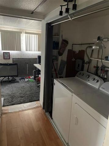 1865 SW 87th Terrace Davie FL 33324