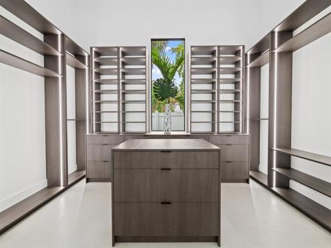 1717 NE 17th Terrace Fort Lauderdale FL 33305