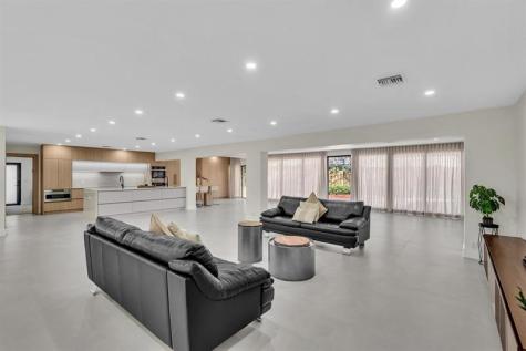 3111 N 52nd Avenue Hollywood FL 33021