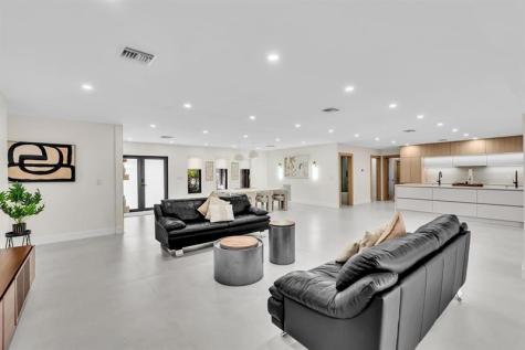 3111 N 52nd Avenue Hollywood FL 33021