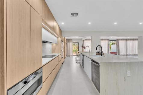 3111 N 52nd Avenue Hollywood FL 33021