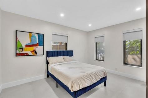 3111 N 52nd Avenue Hollywood FL 33021