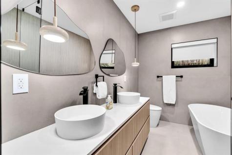 3111 N 52nd Avenue Hollywood FL 33021