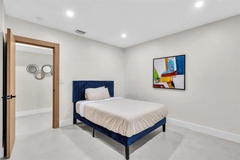 3111 N 52nd Avenue Hollywood FL 33021
