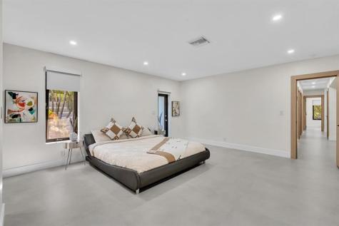 3111 N 52nd Avenue Hollywood FL 33021