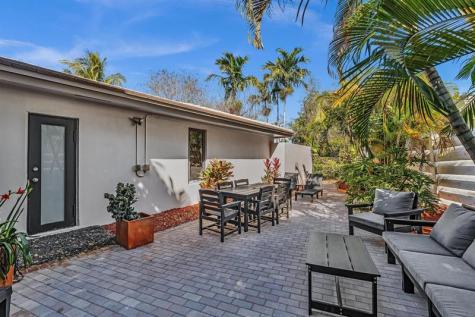 3111 N 52nd Avenue Hollywood FL 33021