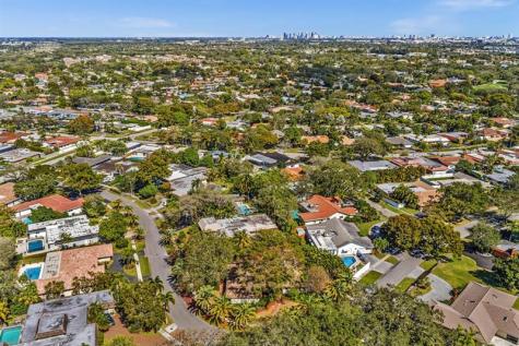 3111 N 52nd Avenue Hollywood FL 33021