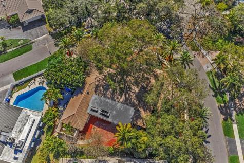 3111 N 52nd Avenue Hollywood FL 33021