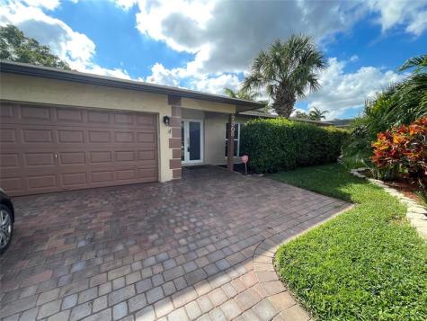 7308 NW 81st Street Tamarac FL 33321