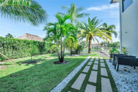 11737 Windsor Bay Place Wellington FL 33449