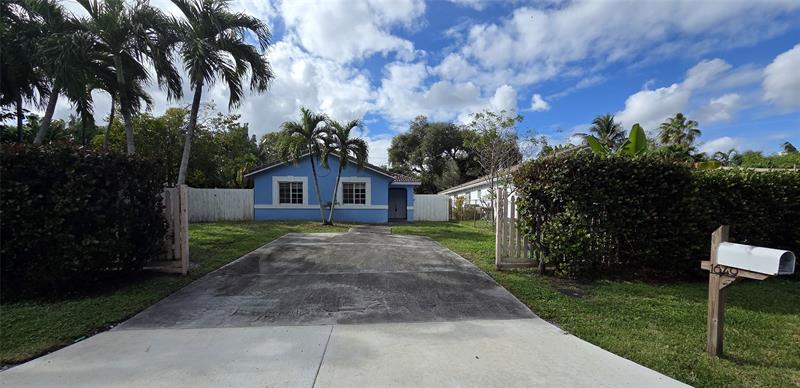 1649 SW 28th Terrace Fort Lauderdale FL 33312