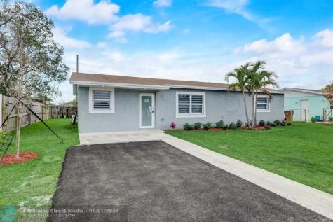 520 SW 13th Place Deerfield Beach FL 33441