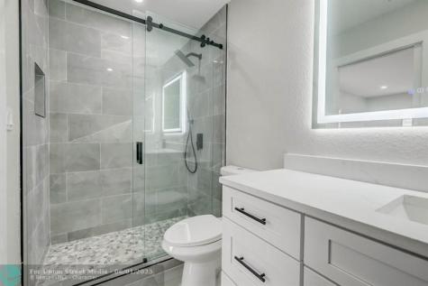 520 SW 13th Place Deerfield Beach FL 33441